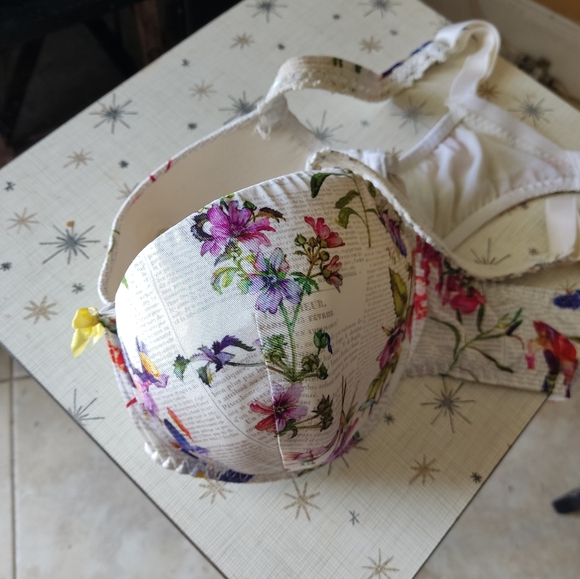 Antigel Floral Balconet with foam cups Bra Size 38E - Picture 8 of 9